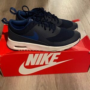 Nike Navy and White Low-Top Running Shoes